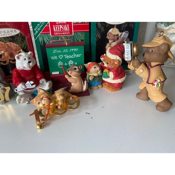 Vintage Hallmark Keepsake Lot 6 Christmas Ornamnets - Picture 4 of 8